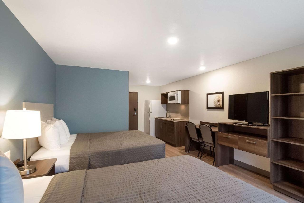 Woodspring Suites Colorado Springs North - Air Force Academy Dış mekan fotoğraf